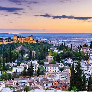 expoholidays-granada-centro-c-elvira-con-parking.es-andalucia.com/